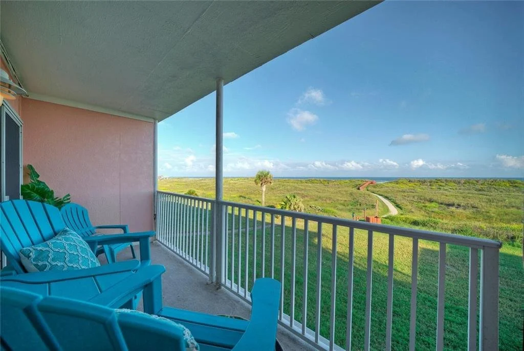 147 Island Retreat 13.jpg