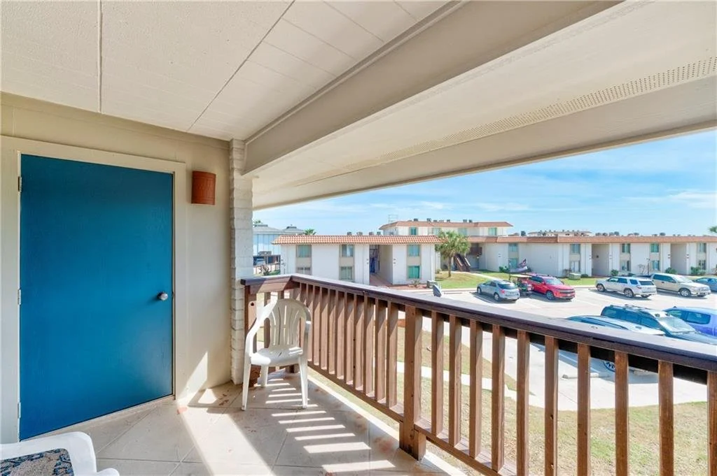 203 Coral Cay 11.jpg