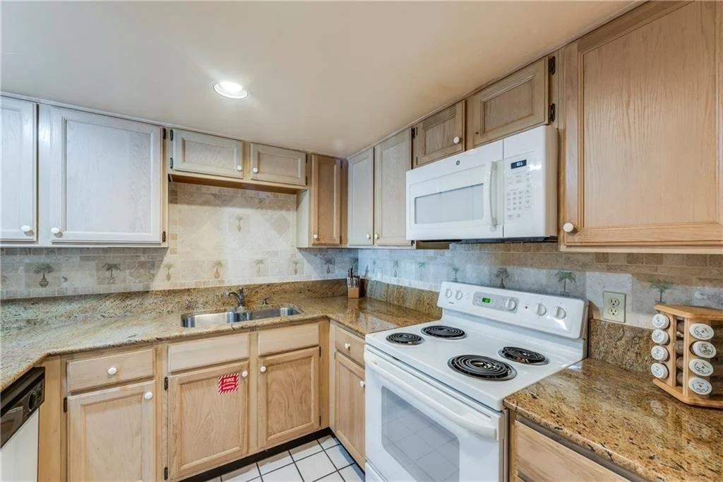 203 Coral Cay 13.jpg