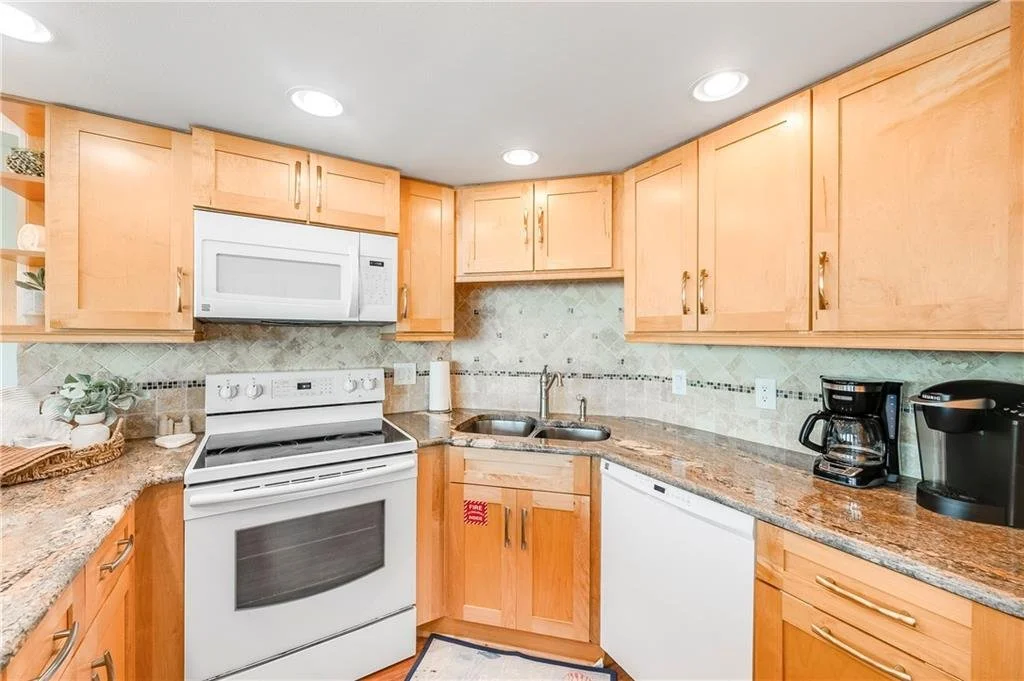 203 Sandpiper 11.jpg