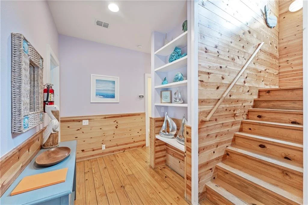 46 Village Walk 2.jpg