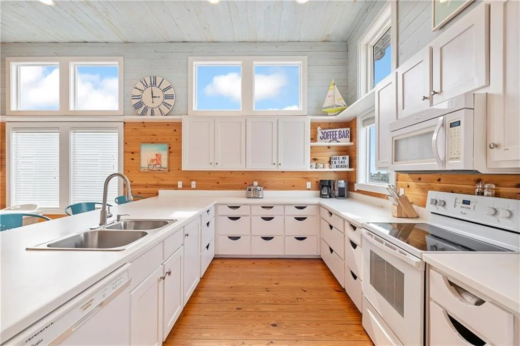 46 Village Walk 19.jpg