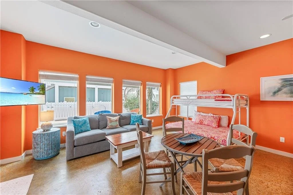 46 Village Walk 28.jpg