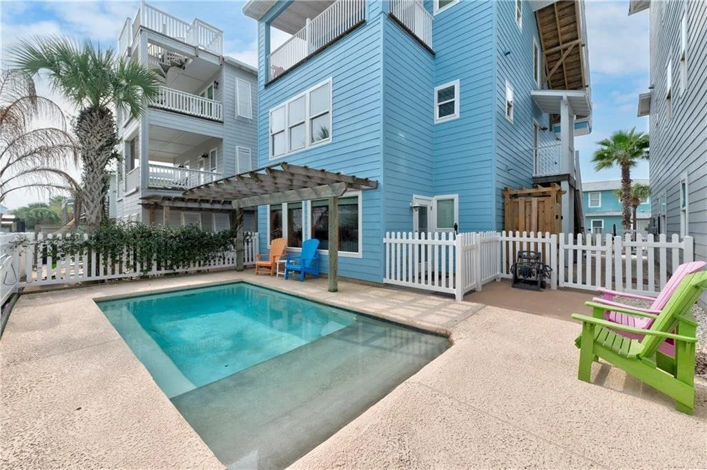 46 Village Walk 31.jpg