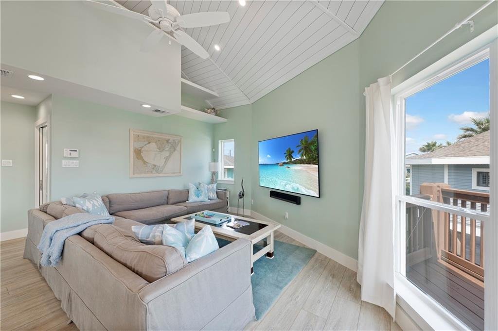 16, Sunday Villas 6.jpg