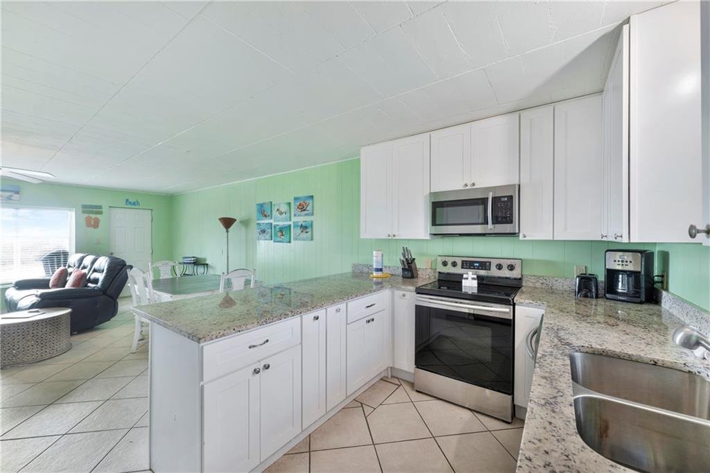 109 Island Retreat 4.jpg