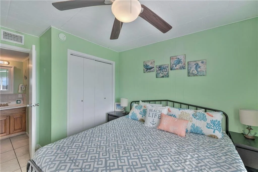 109 Island Retreat 12.jpg