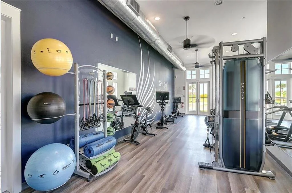 630 Sunset Ave10.jpg