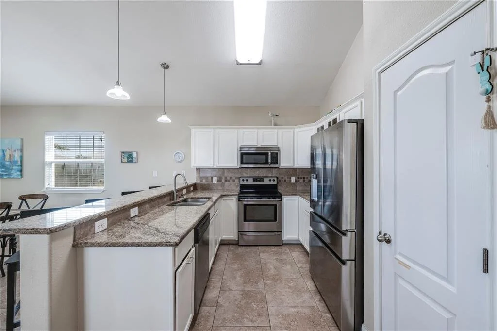 604 Parkplace 12.jpg