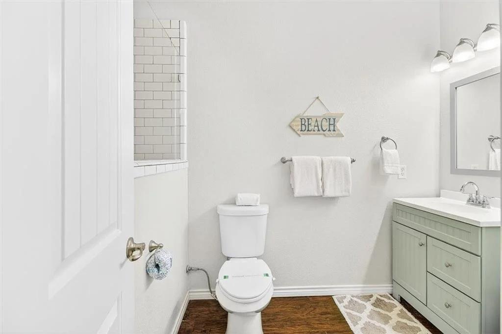 7 Meridian Condos 6.jpg