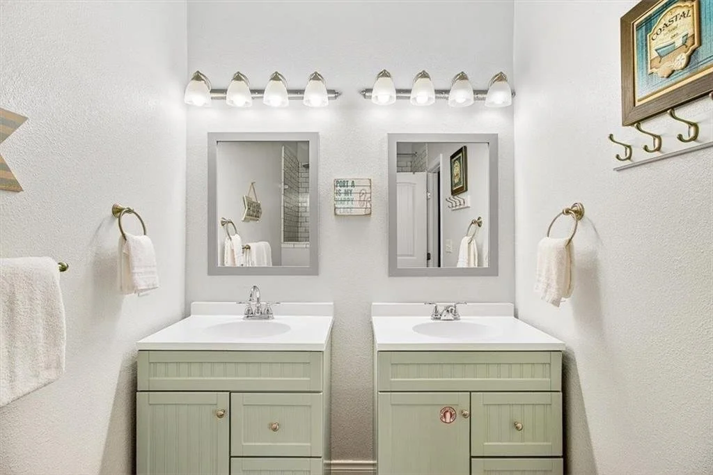 7 Meridian Condos 7.jpg