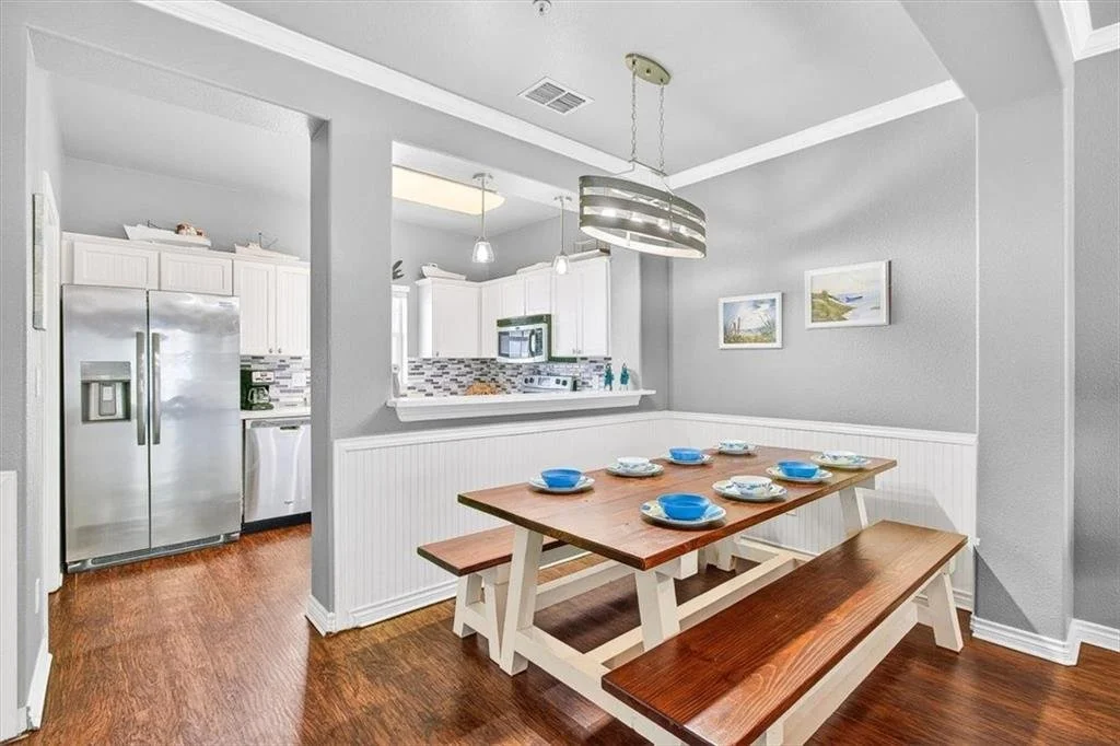 7 Meridian Condos 11.jpg