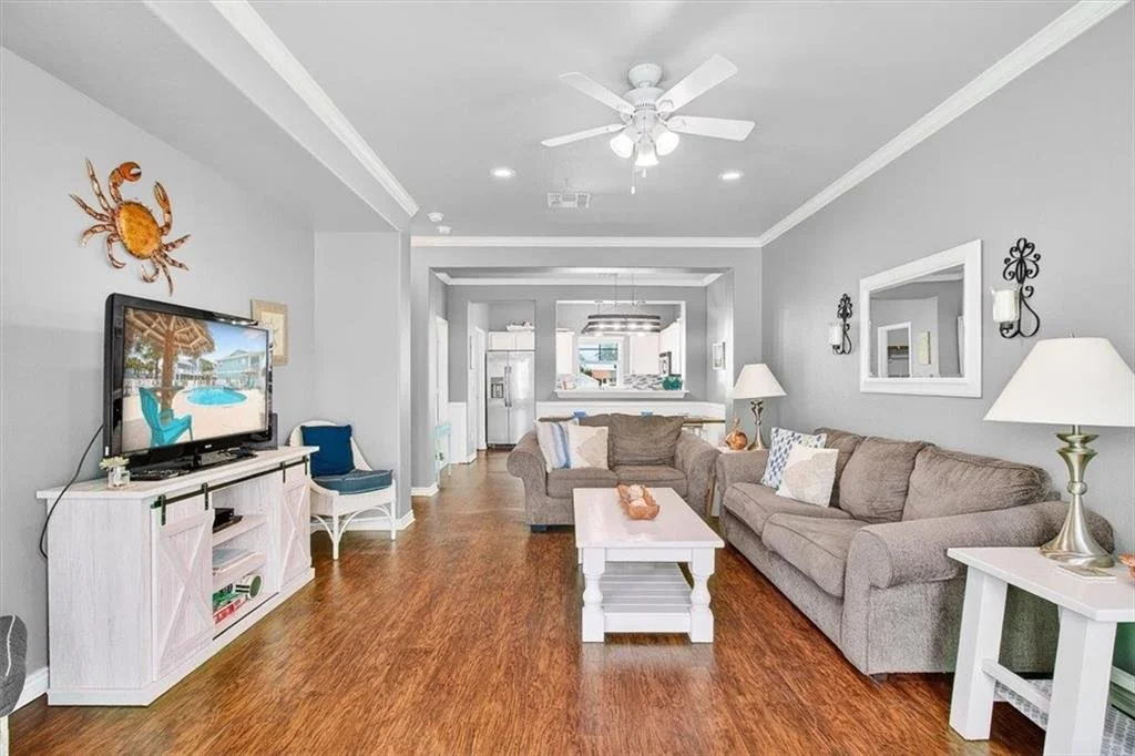 7 Meridian Condos 19.jpg