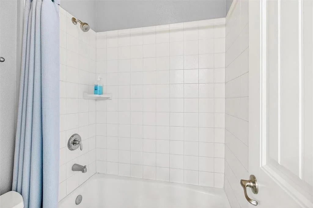 7 Meridian Condos 25.jpg