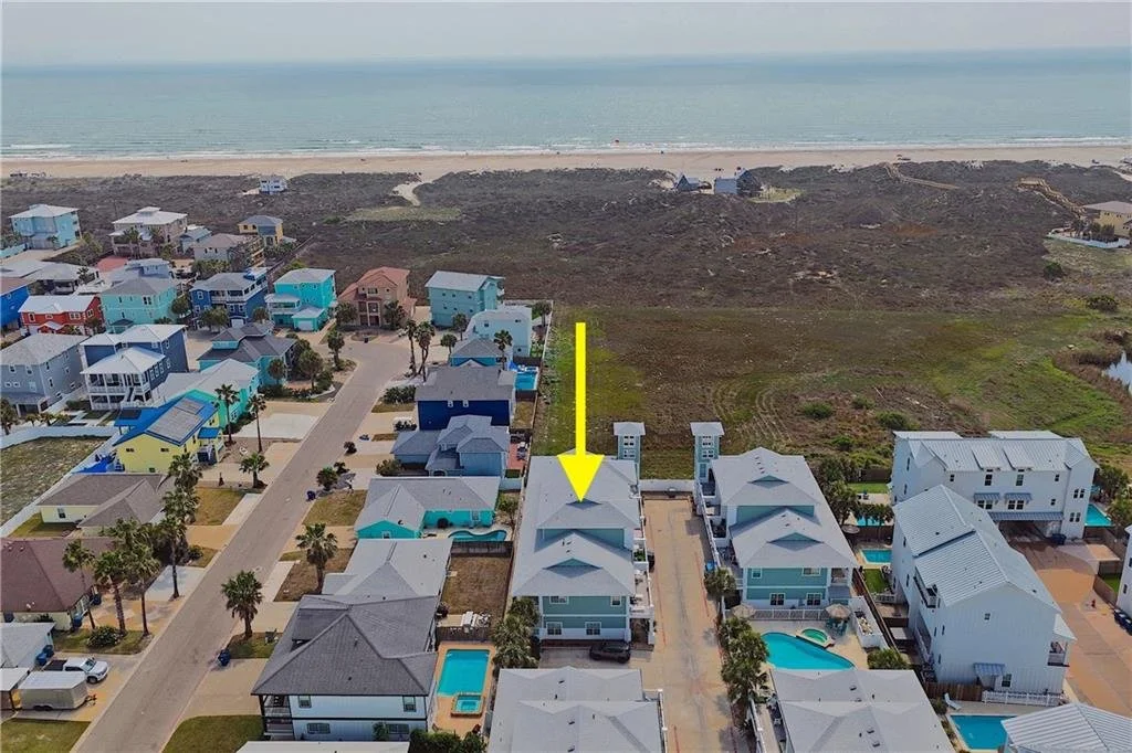 7 Meridian Condos 38.jpg