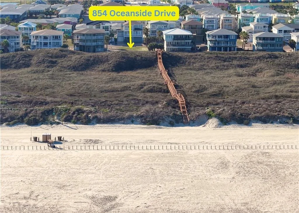 854 Oceanside 4.jpg