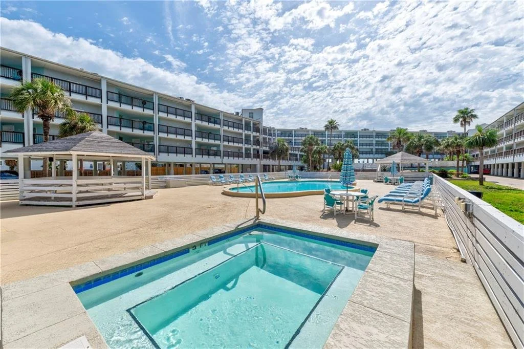 236 La Mirage 31.jpg