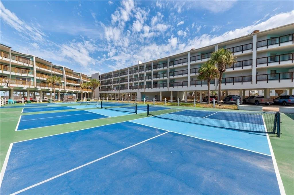 236 La Mirage 32.jpg