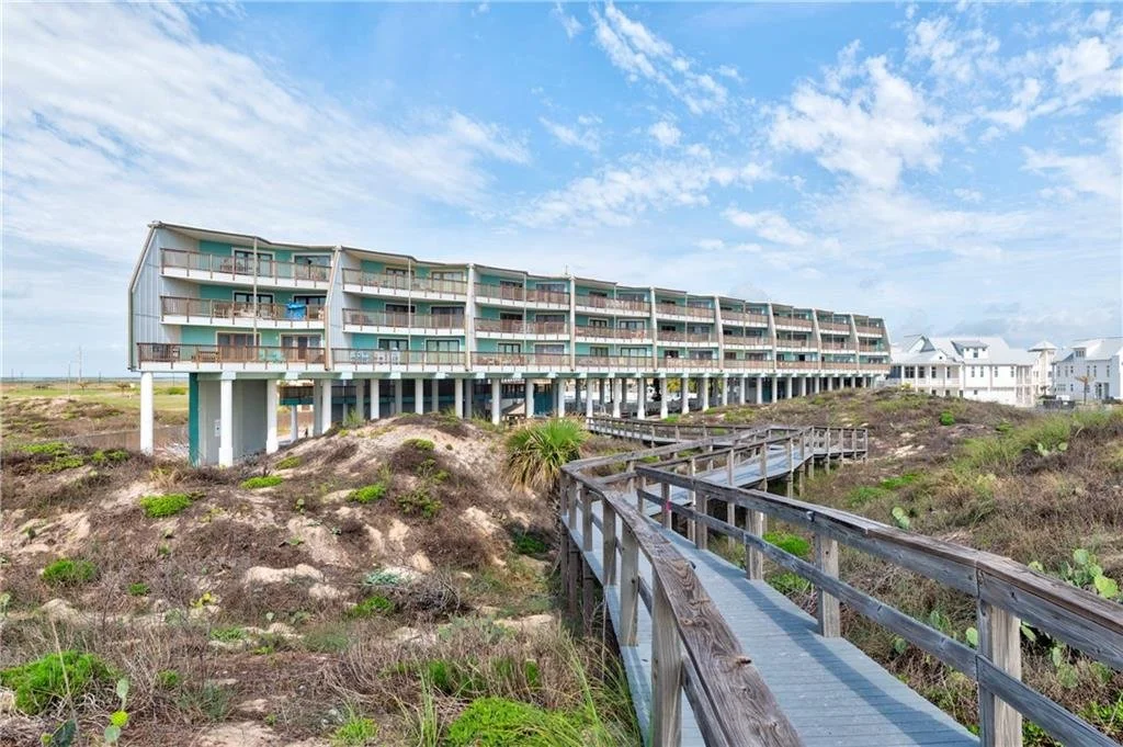 236 La Mirage 34.jpg