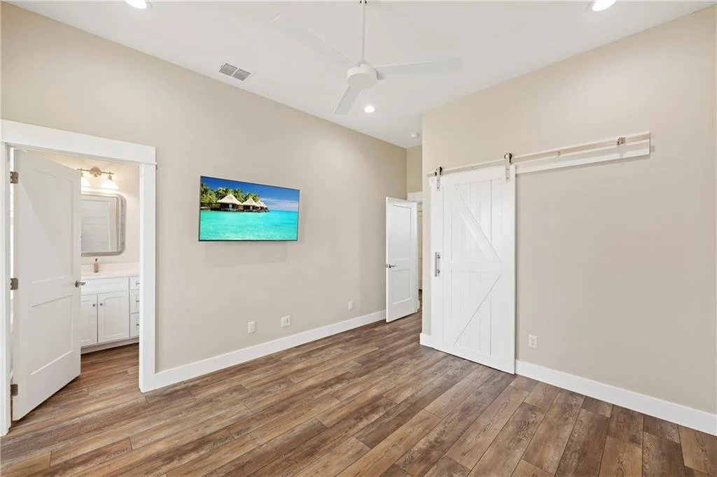 468 Paradise Pointe 5.jpg