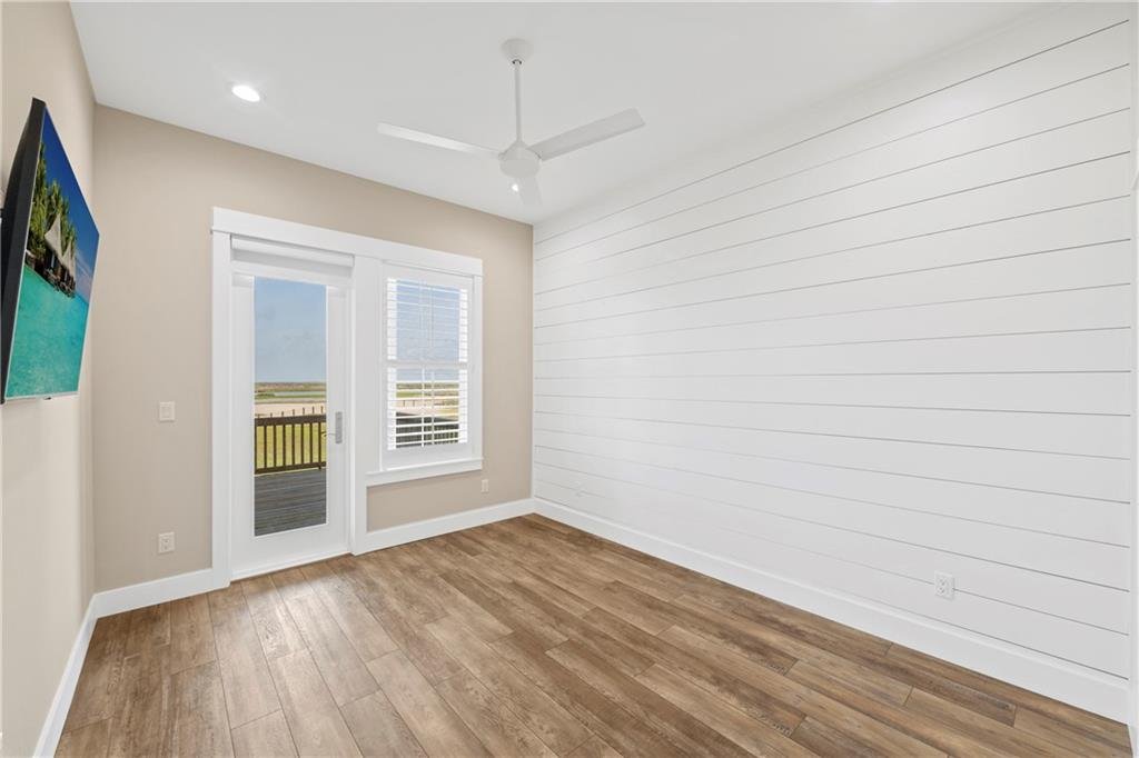 468 Paradise Pointe 9.jpg