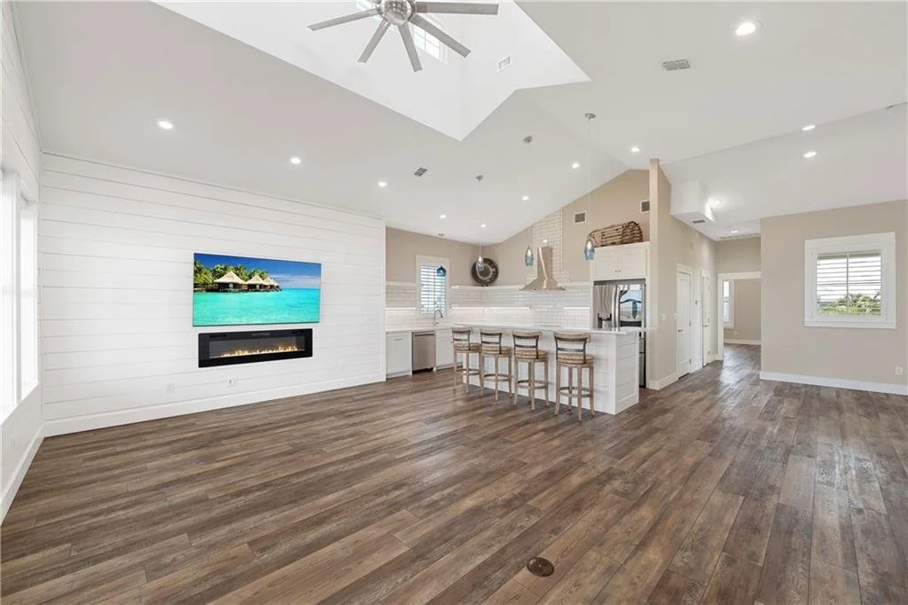 468 Paradise Pointe 14.jpg