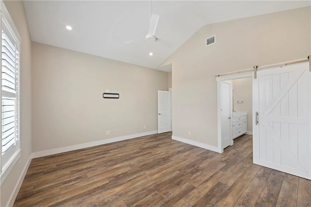 468 Paradise Pointe 25.jpg