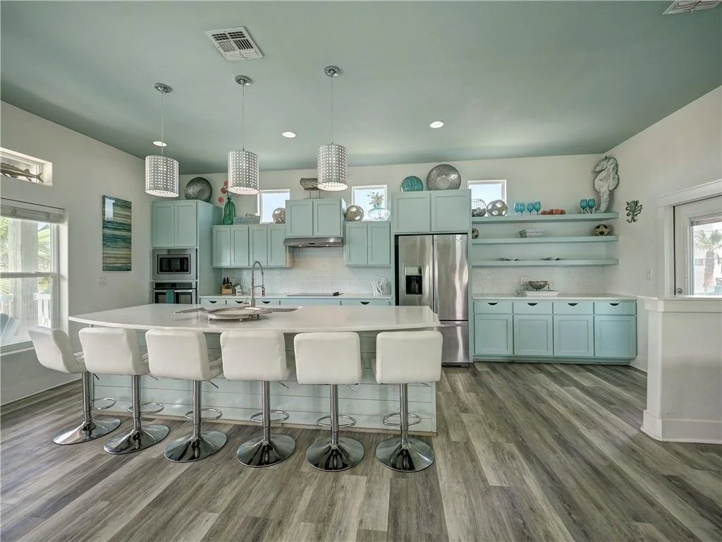 603 Sea Breeze 7.jpg