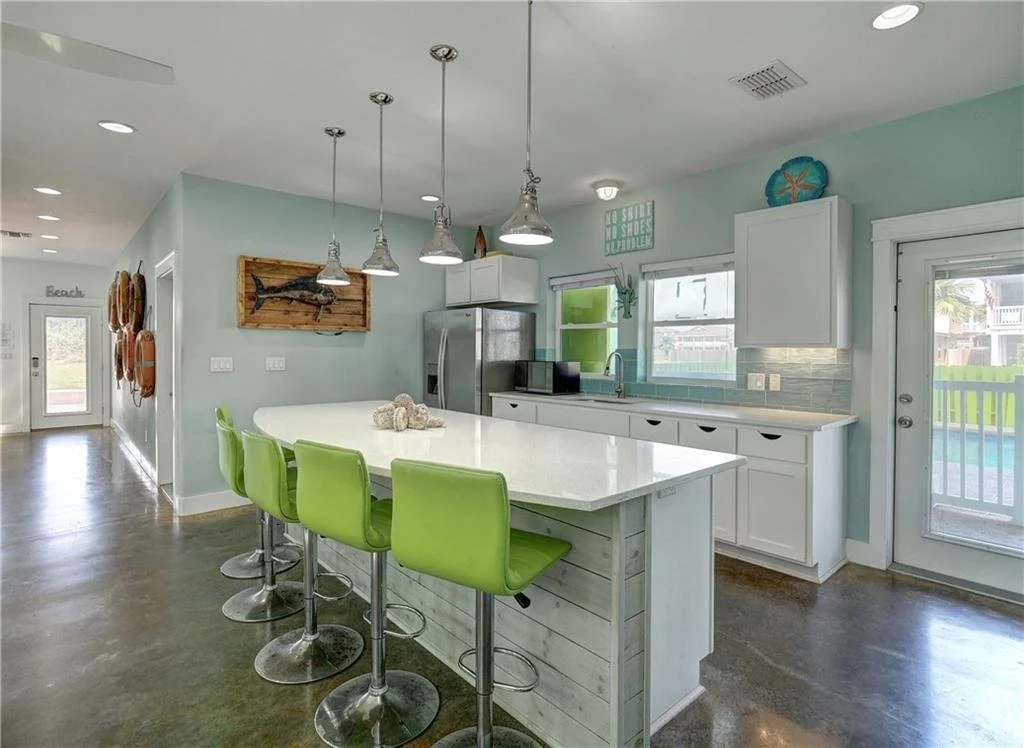 603 Sea Breeze 17.jpg