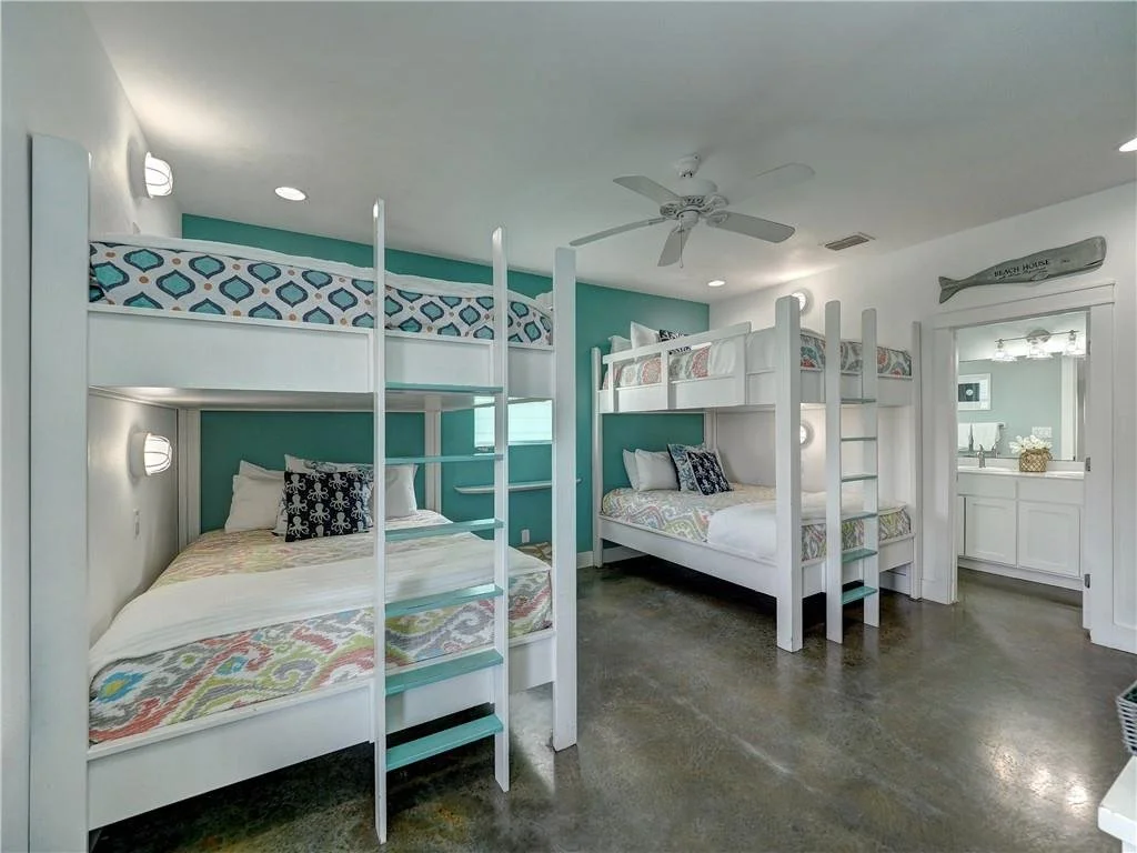 603 Sea Breeze 19.jpg