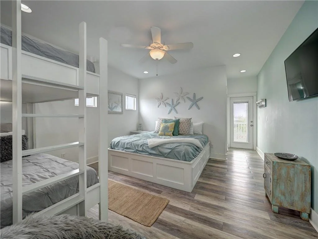 603 Sea Breeze 29.jpg