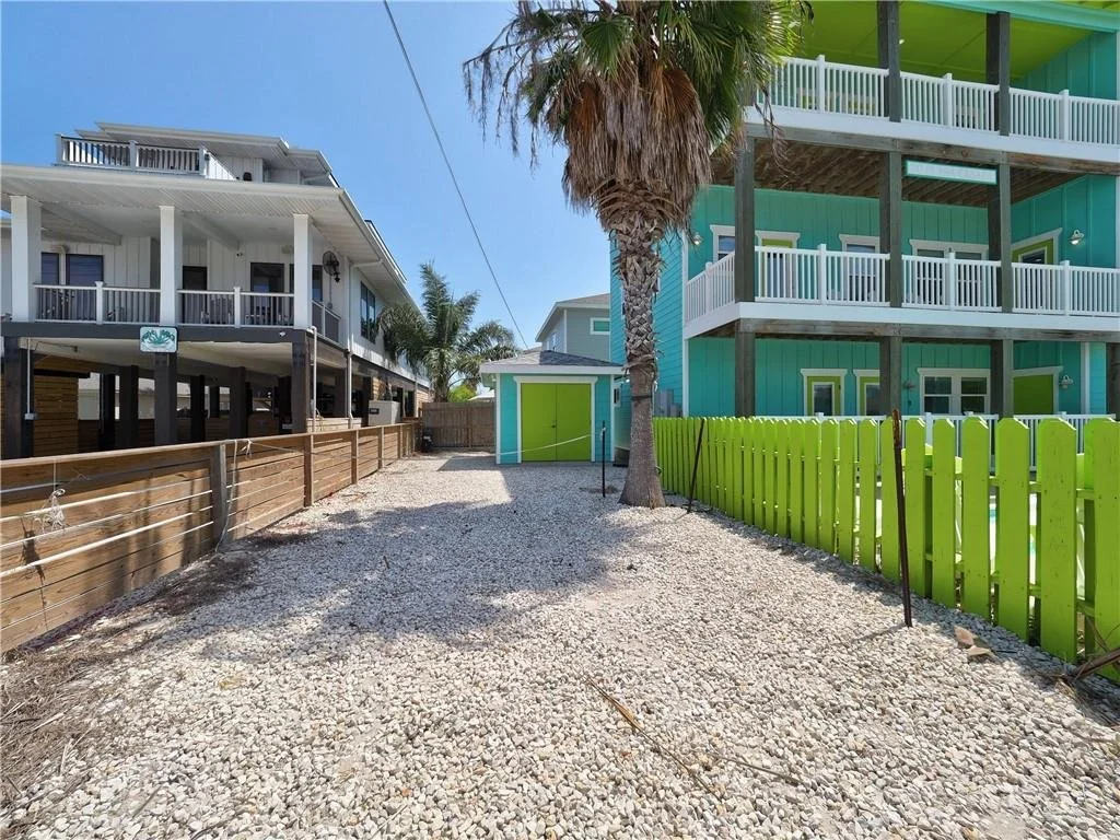 603 Sea Breeze 34.jpg