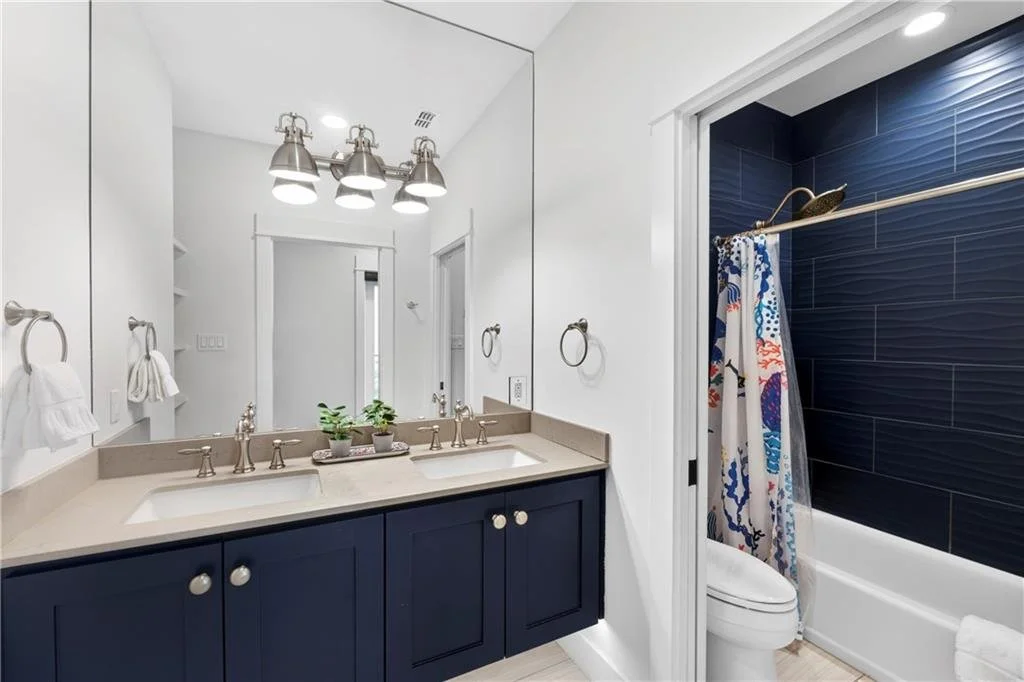 180 Sunset Ave 7.jpg