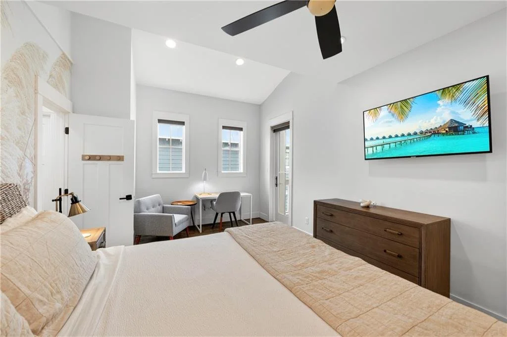 180 Sunset Ave 13.jpg