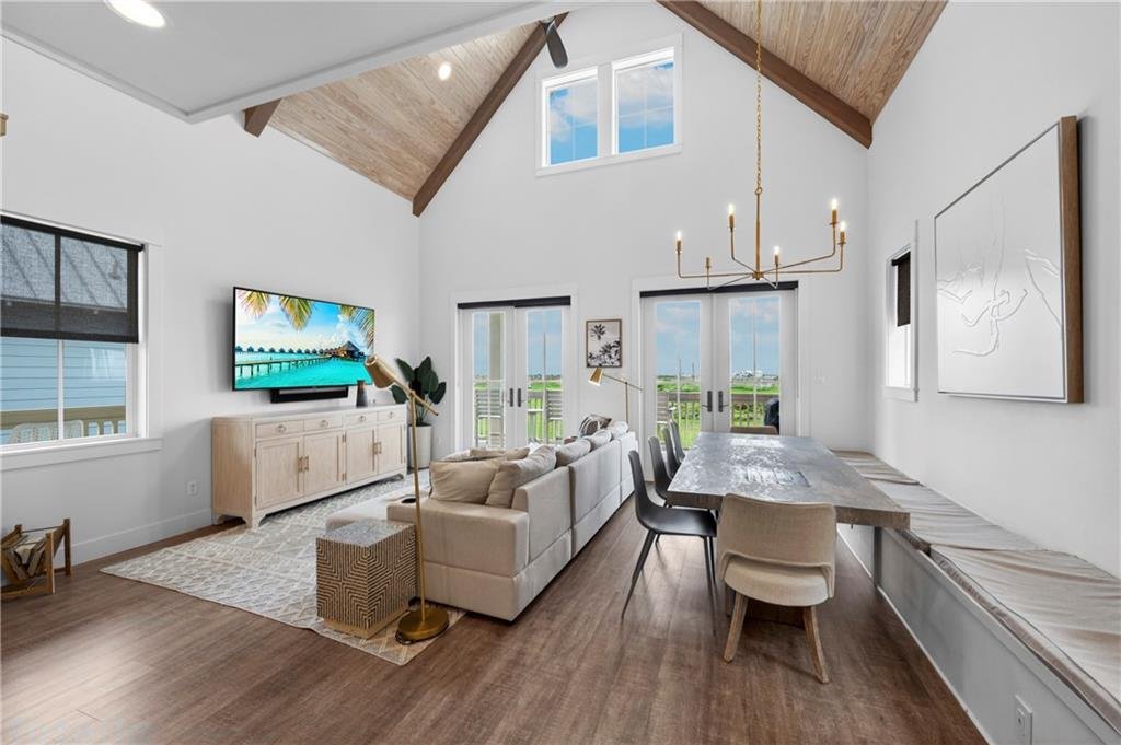 180 Sunset Ave 16.jpg