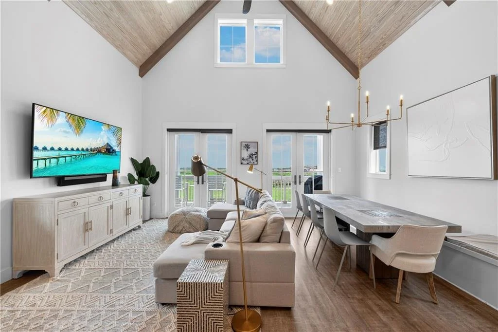 180 Sunset Ave 17.jpg