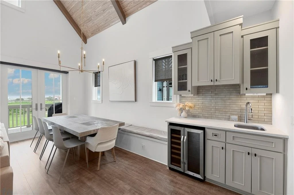 180 Sunset Ave 22.jpg