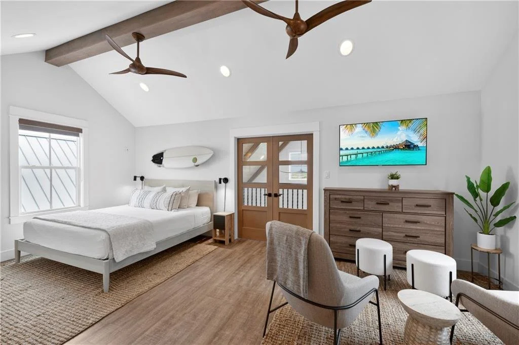 180 Sunset Ave 24.jpg