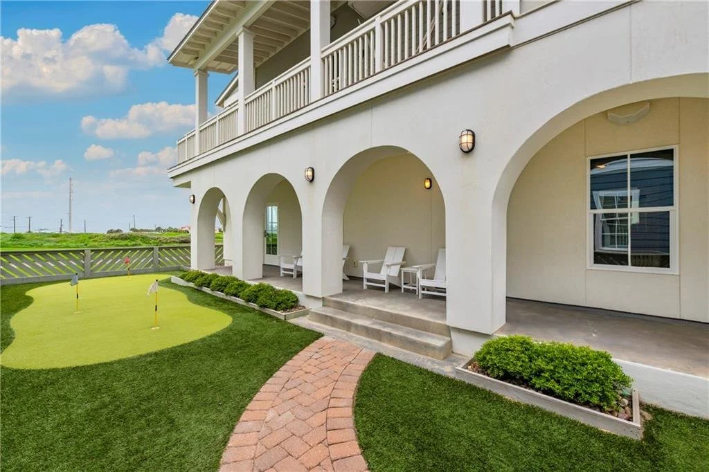 180 Sunset Ave 32.jpg