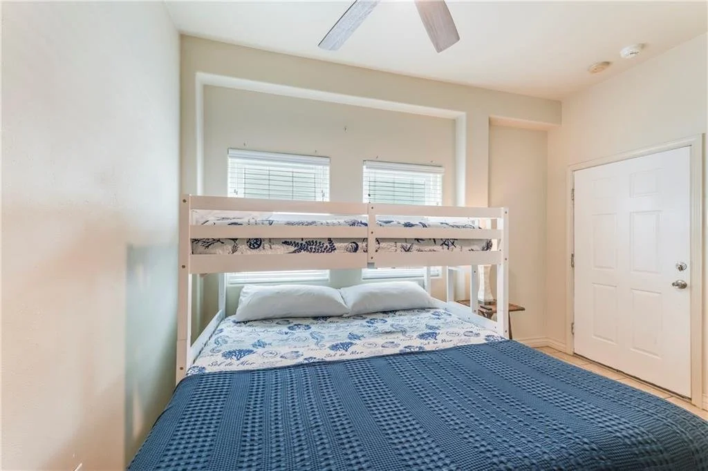 619 Parkplace 23.jpg
