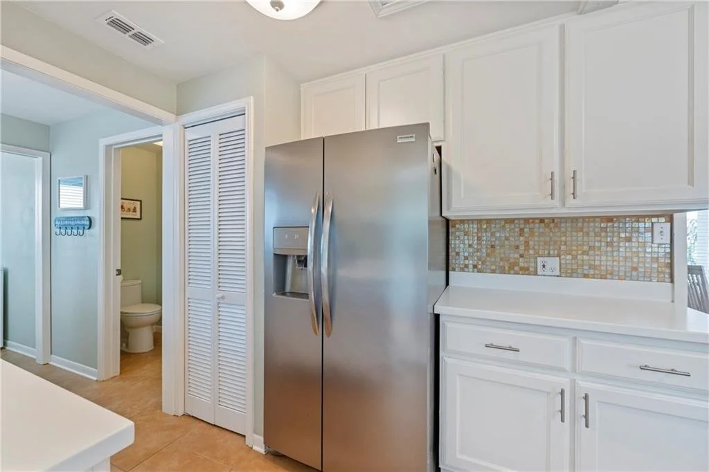 230 12st St 9.jpg
