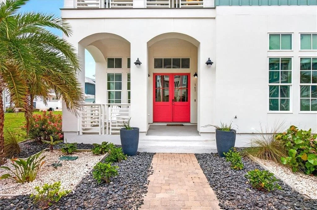 167 Sunrise Ave 2.jpg