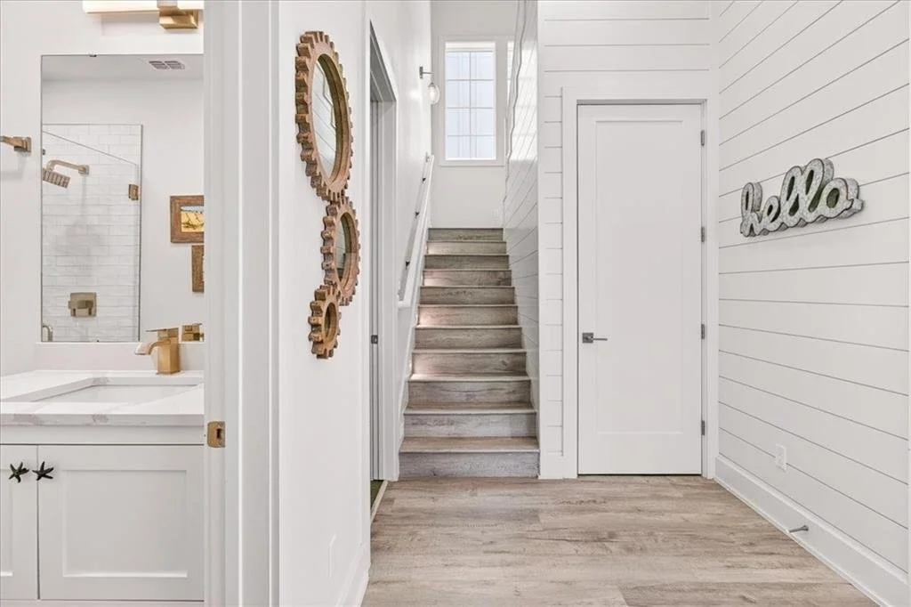167 Sunrise Ave 4.jpg