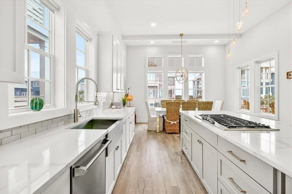 167 Sunrise Ave 8.jpg