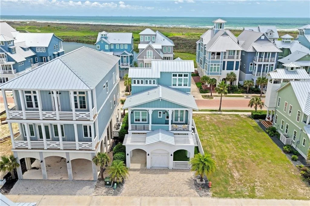167 Sunrise Ave 30.jpg