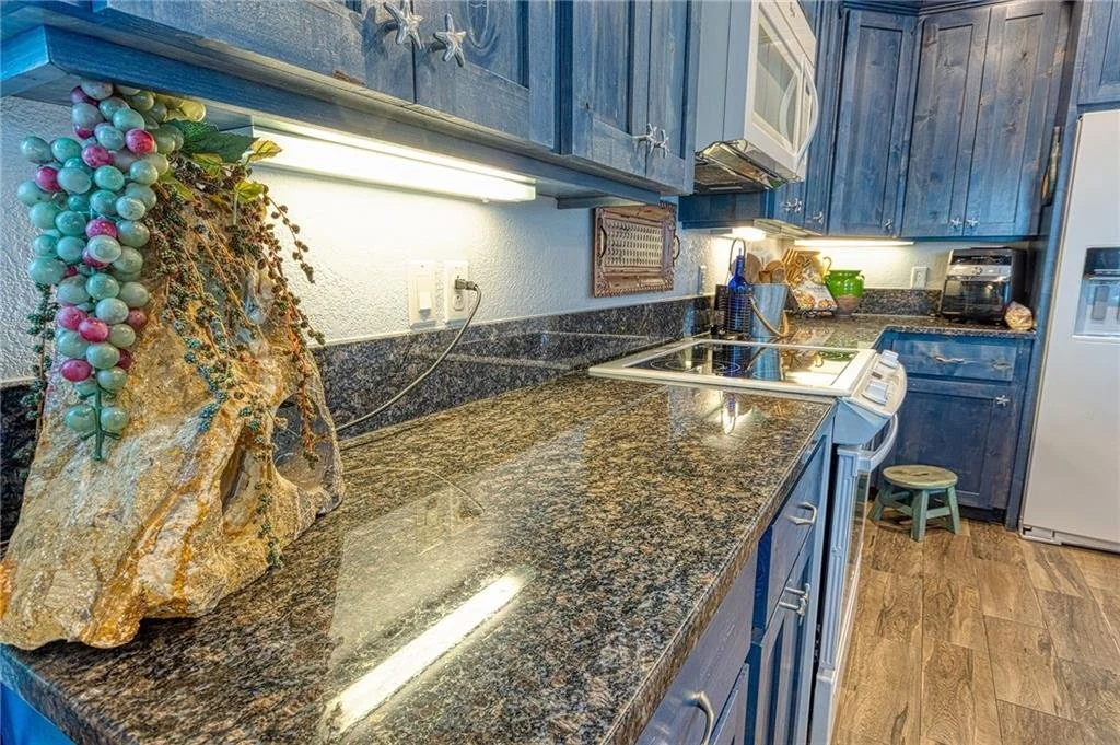 7565 Welkan Cove 9.jpg