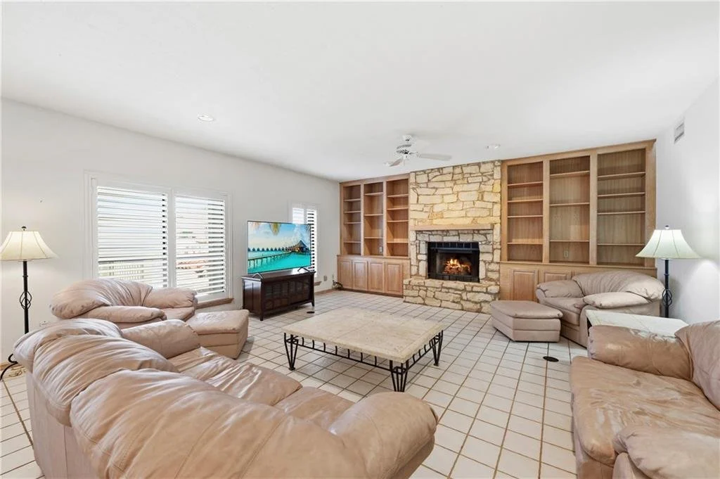 305 Marina Dr 6.jpg