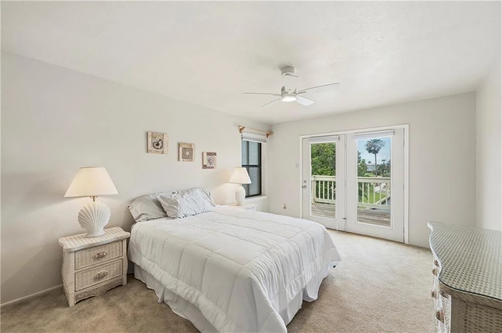 305 Marina Dr 28.jpg