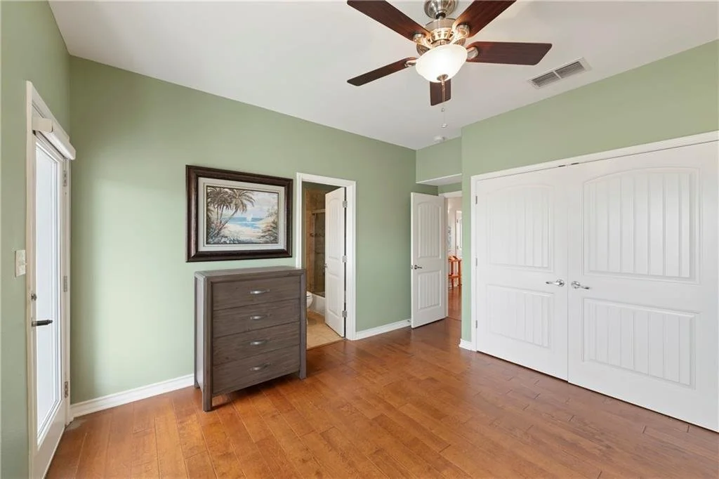 853 Oceanside Dr 21.jpg