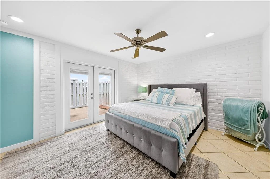 125 El Cortez Condos 20.jpg